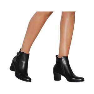Ralph Lauren Genna Leather Booties 8.5